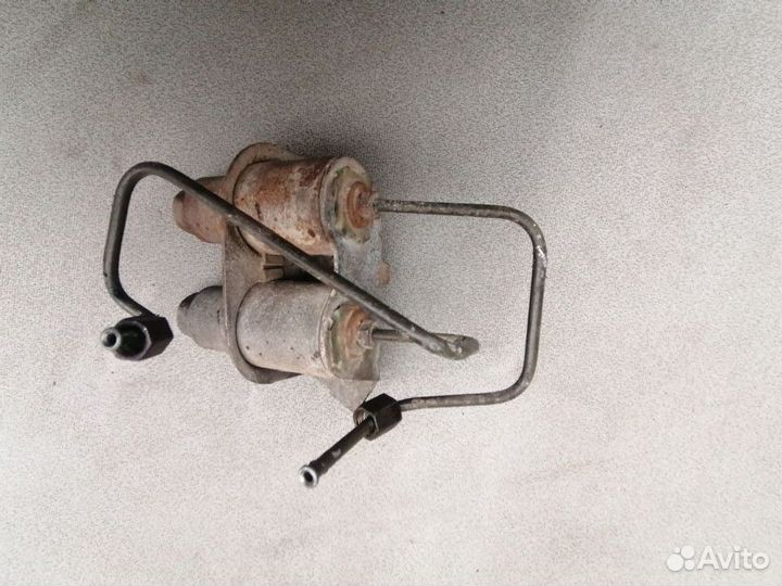 Клапан перепускной тормозной Ford Escort 1990-1995