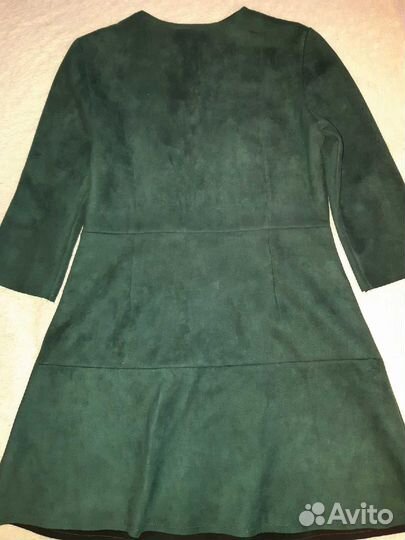 Женское велюровое платье