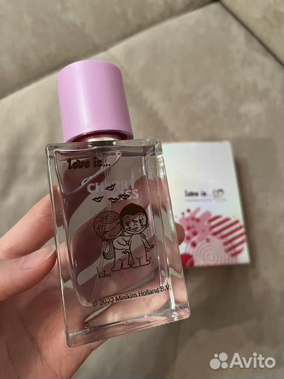 Духи женские love is
