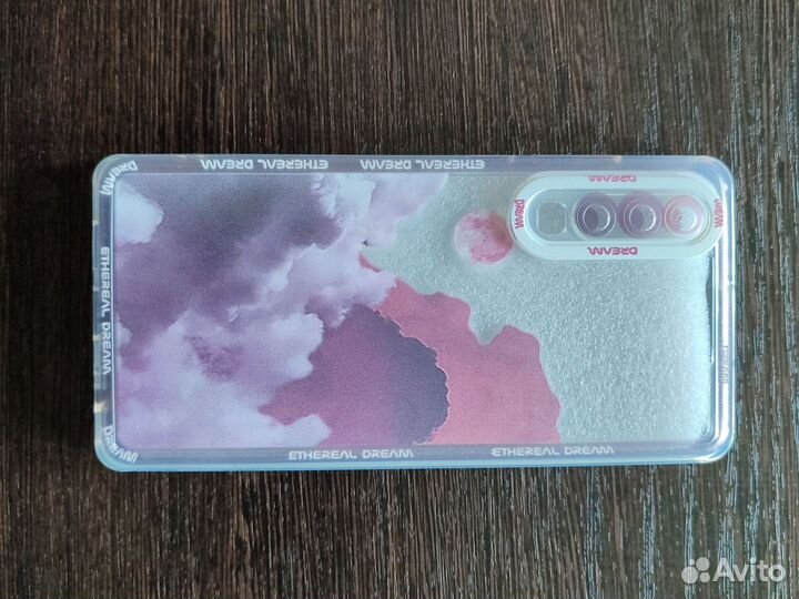 Чехлы для смартфонов