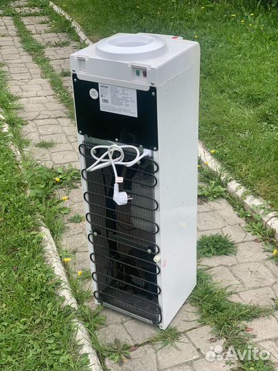 Кулер для воды бу