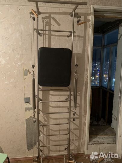 Шведская стенка с турником бу
