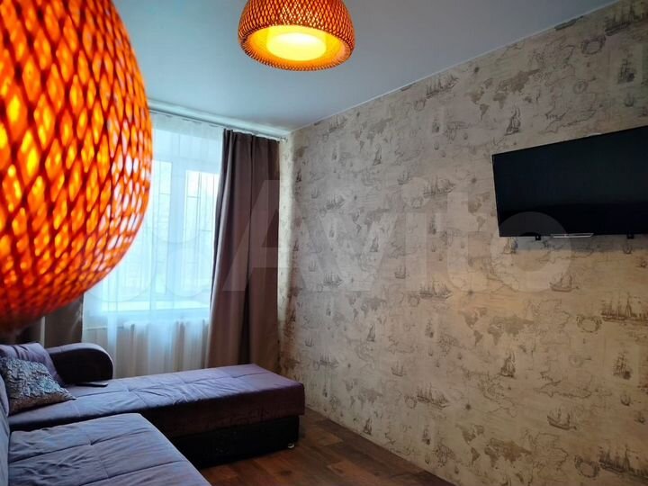 3-к. квартира, 80 м², 1/9 эт.