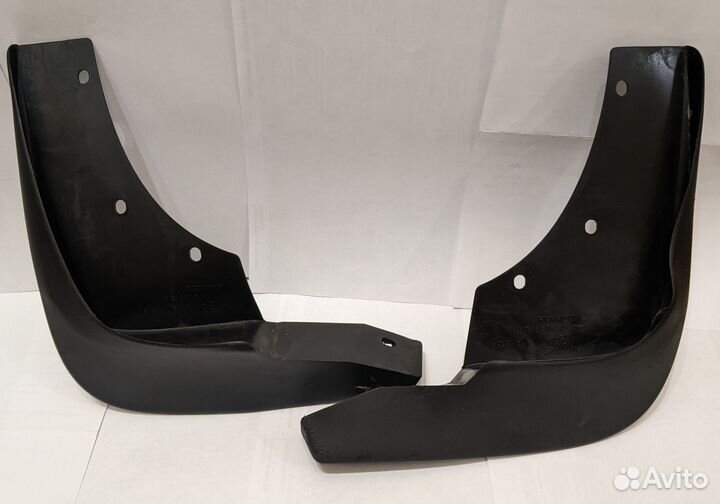 Брызговики передние Рено Дастер 1