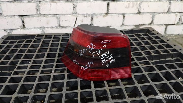 Фонарь задний правый от VW Golf IV/Bora 1997-2005