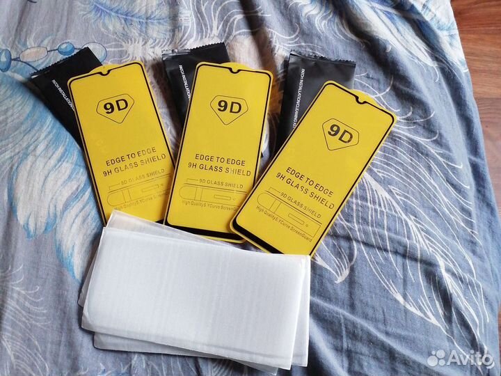 Защитное стекло на Huawei Nova Y70