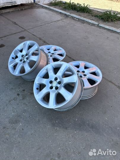 Литые диски r17 toyota avensis авенсис оригинал