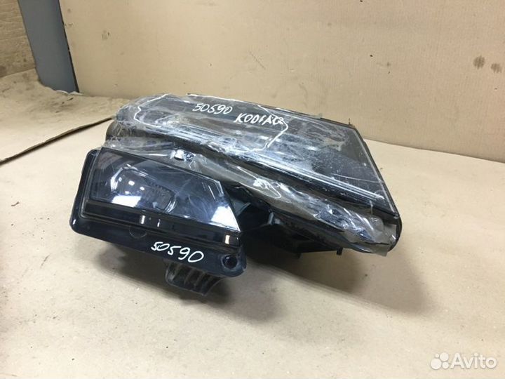 Фара светодиодная правая Skoda Kodiaq 2016-2021