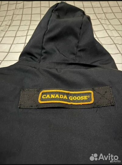 Зимняя куртка Canada Goose