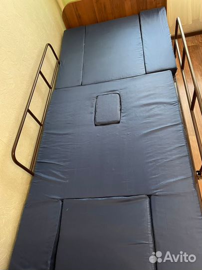 Медицинская кровать для лежачих больных