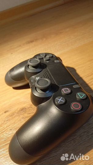 Sony PS4 dualshock4 (не оригинал)