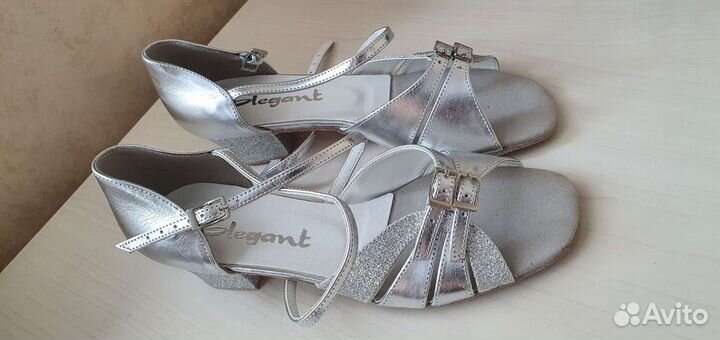 Обувь для бальных танцев новая