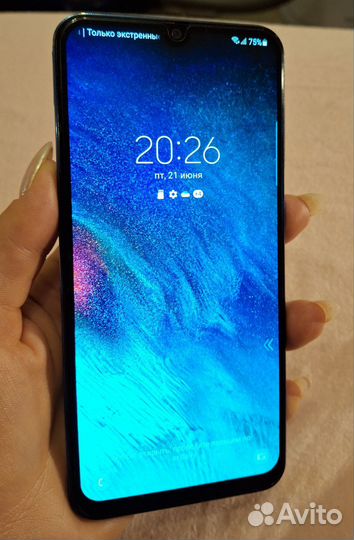 Samsung Galaxy A50, 4/64 ГБ