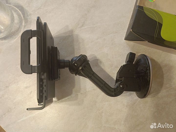 Автомобильный держатель для планшета
