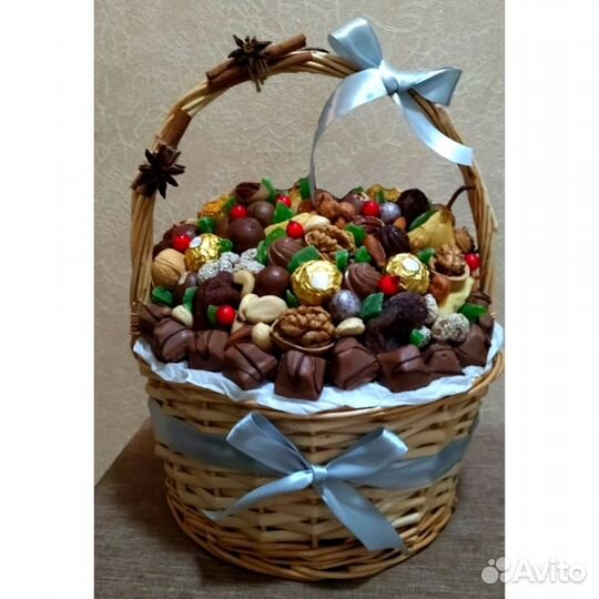 Съедобные и сладкие букеты, подарки