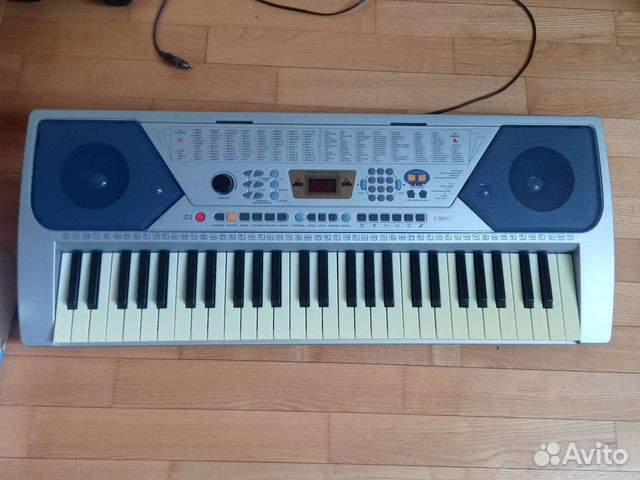 Синтезатор 54 клавиши