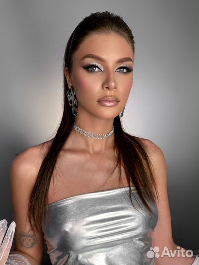 Макияж и прическа