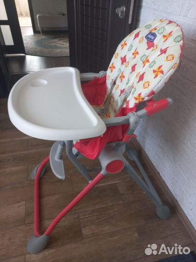 Стульчик для кормления chicco