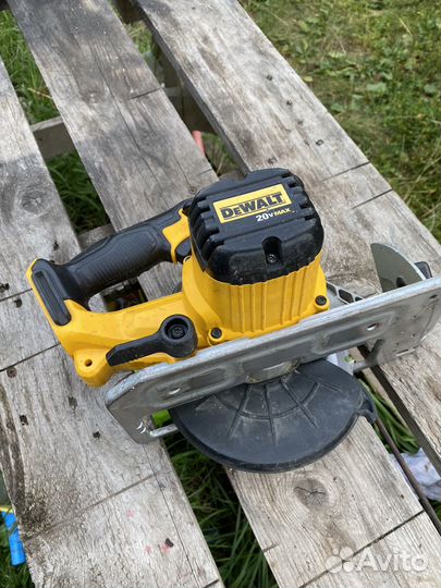 Дисковая пила dewalt dcs 393