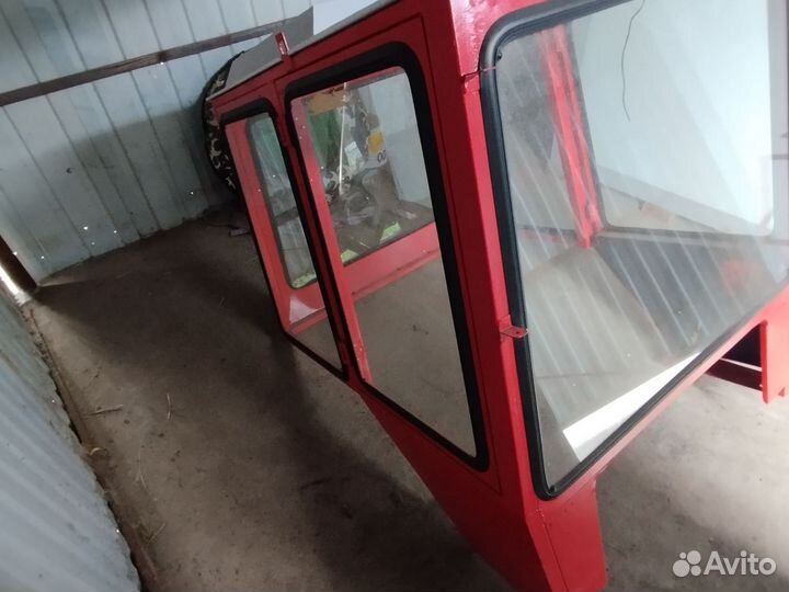 Кабина на трактор т 25