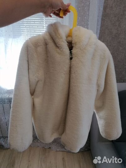 Шубка для девочки 128