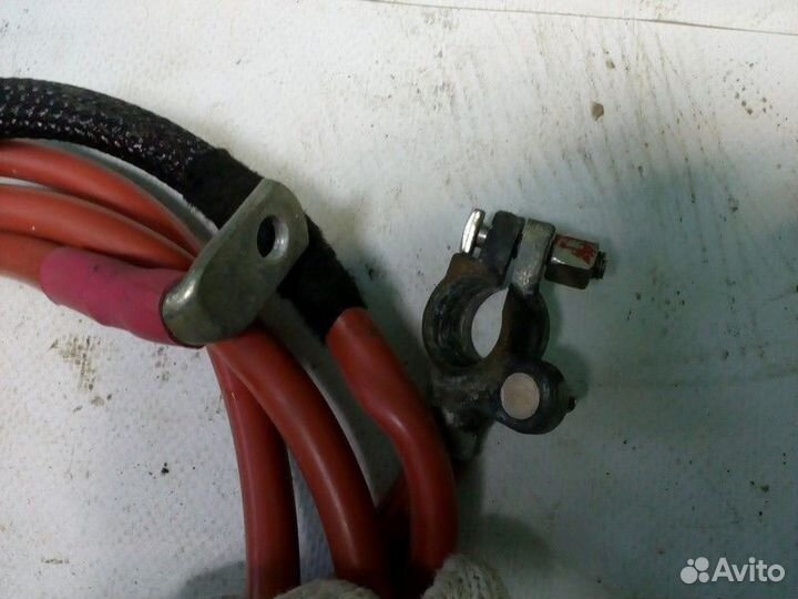 Провод аккумулятора плюсовой Mercedes-Benz Gl470