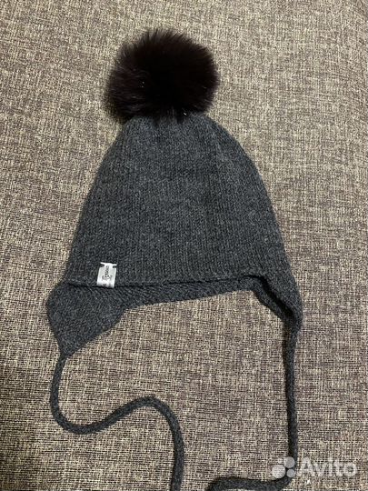 2 шапки, снуд и варежки на ребенка 2-5 лет