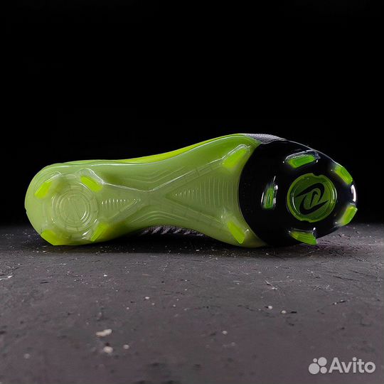 Бутсы Phantom GX II Elite FG Mad Voltage