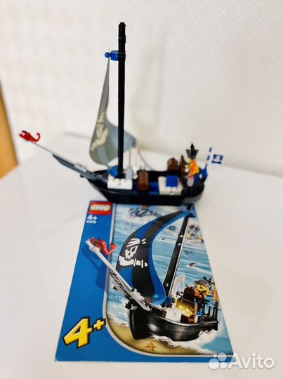 Lego 7072 Пиратская лодка капитана Крэгга/ раритет