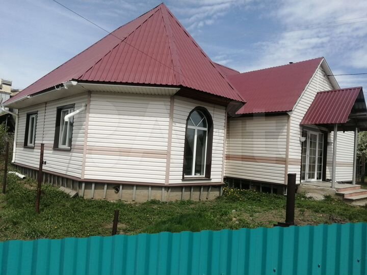 Дом 72 м² на участке 8 сот.