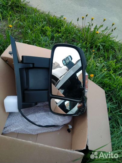 Зеркало правое для Пежо средней длины(электро)