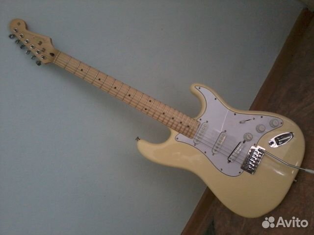Fender stratocaster - реплика