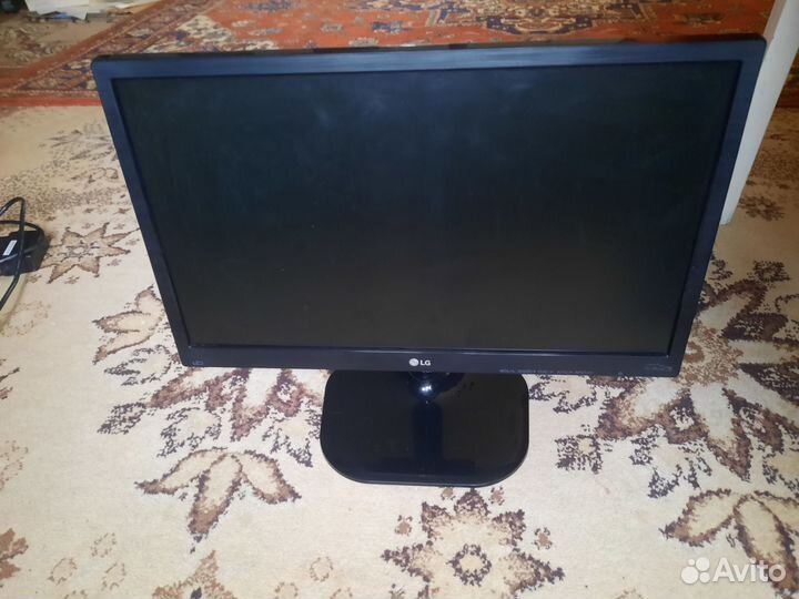 Монитор LG