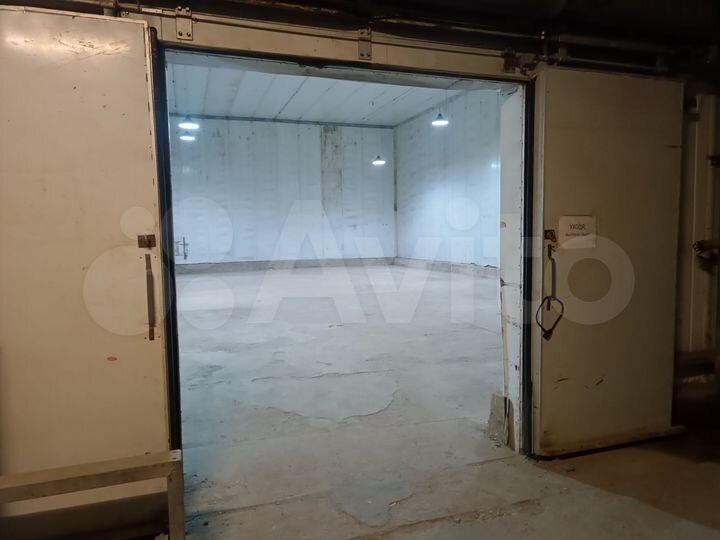 Склад, 1250 м²