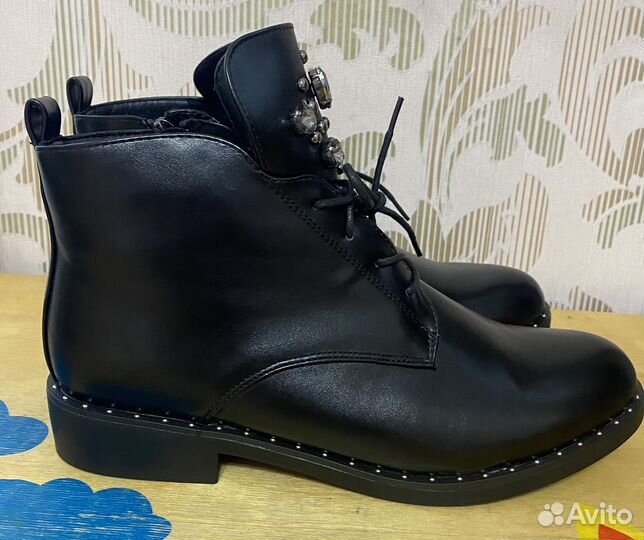 Ботинки новые 41 разм