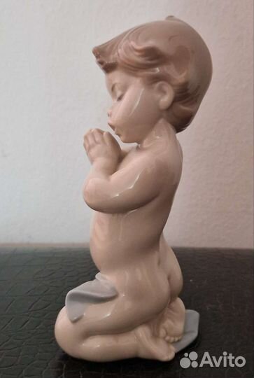 Lladro Фарфоровая статуэтка