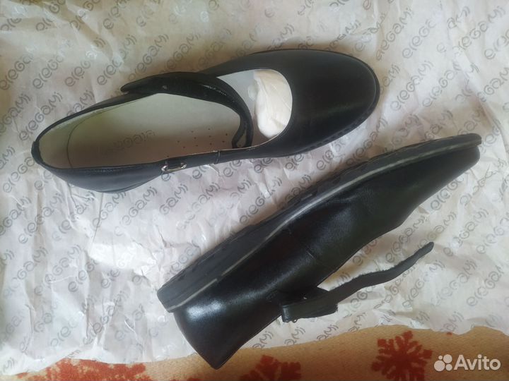 Туфли для девочки размер 35