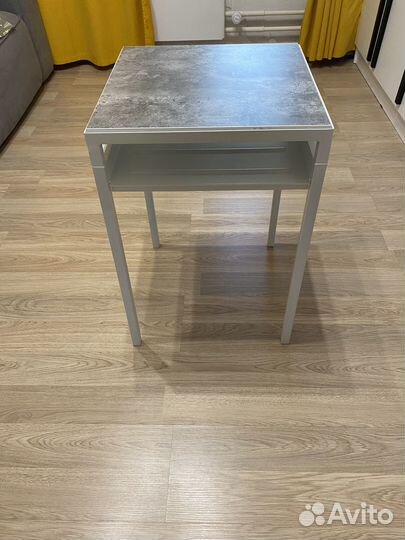Столик IKEA