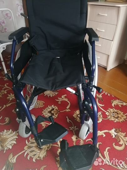 Инвалидная коляска