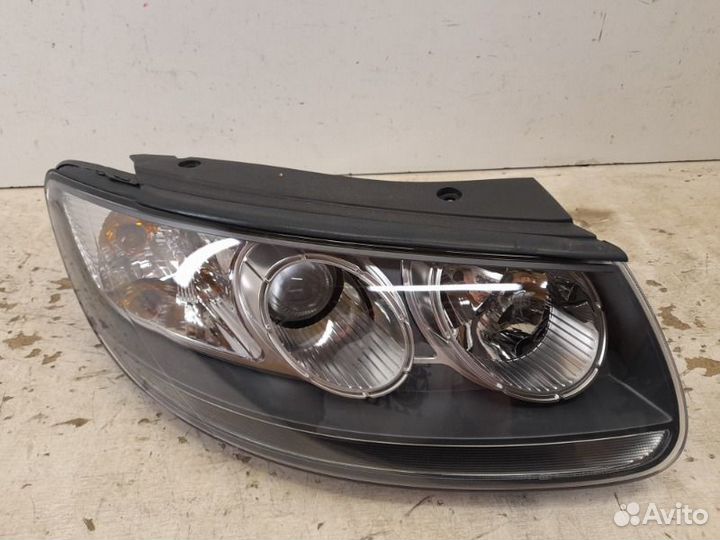 Фара правая Hyundai Santa Fe 2 2006-2012