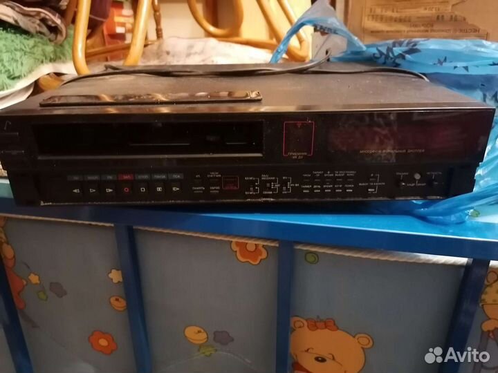 Видеомагнитофон