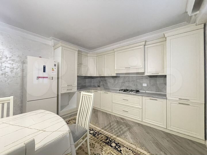 2-к. квартира, 91 м², 7/8 эт.