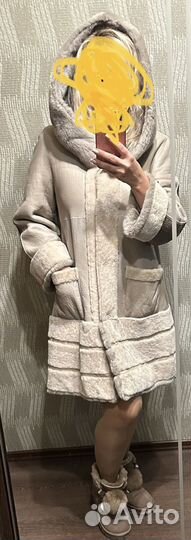 Дубленка натуральная женская с капюшоном