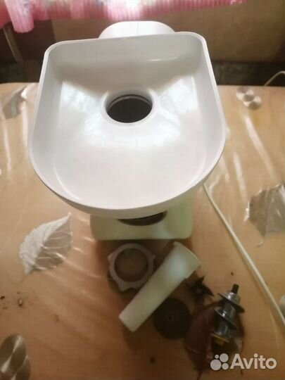 Электромясорубка Дива почти не пользовались