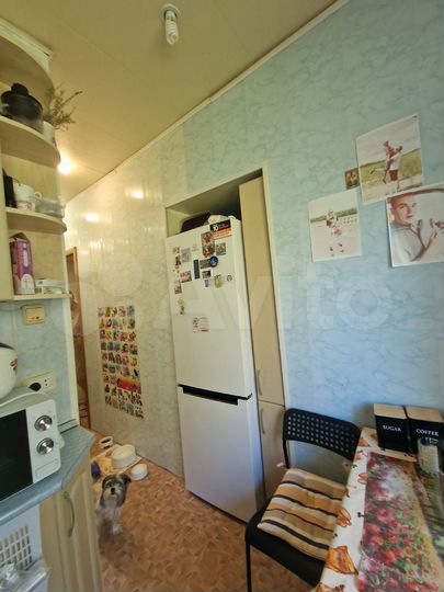 2-к. квартира, 42 м², 3/3 эт.