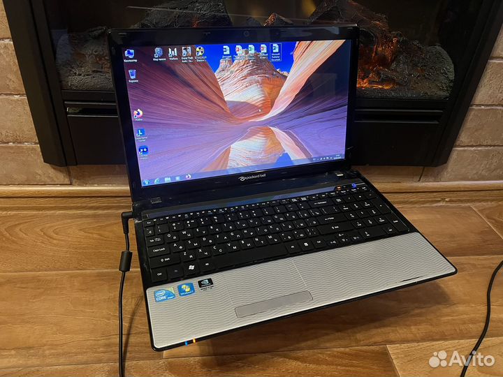 Ноутбук i3 для работы и игр