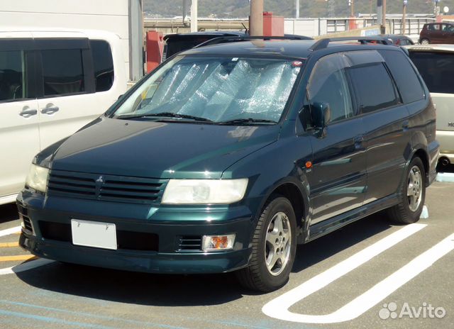 Mitsubishi Chariot 2.4 AT, 2001, 400 000 км с пробегом, цена 470000 руб.