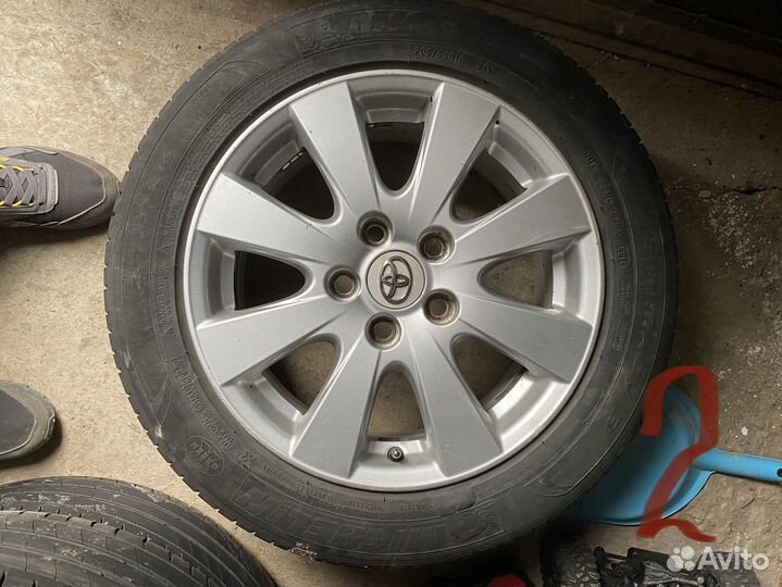Диски Toyota r16, шин нет уже