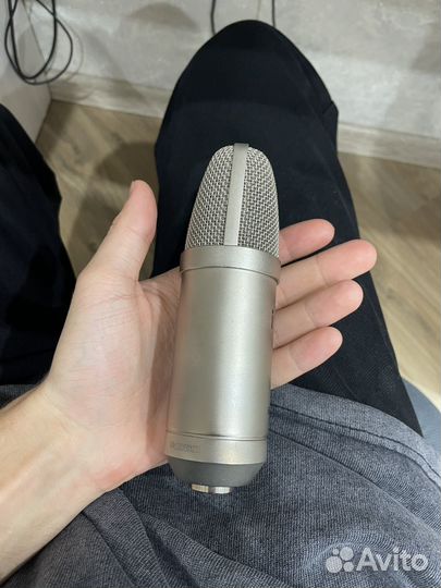 Студийный микрофон ISK BM 800