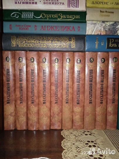 Книги,цена договорная